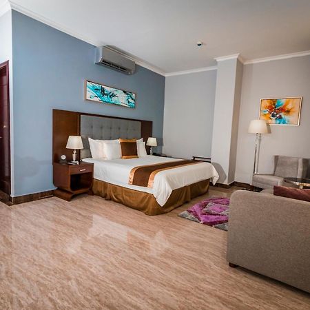 Hotel City Plaza & Suites ديفيد المظهر الخارجي الصورة